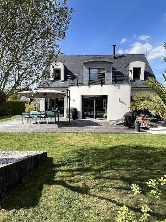 Villa Des Roseaux Benodet Bagian luar foto